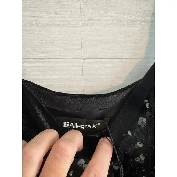 Allegra K Womens Sequined Velvet Spaghetti Strap Cami Crop Top, Black - Picture 3 of 3